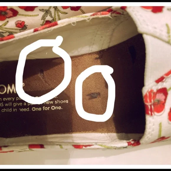 Toms - Picture 5 of 6